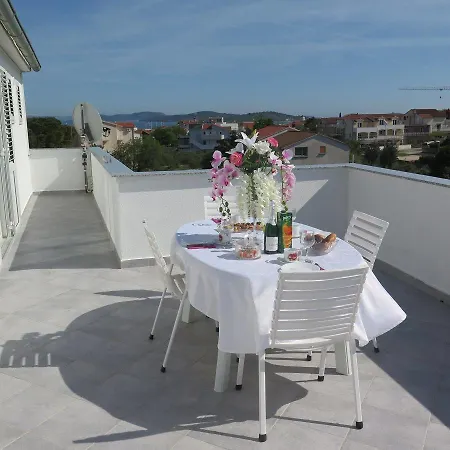 Apartment Nik Vodice