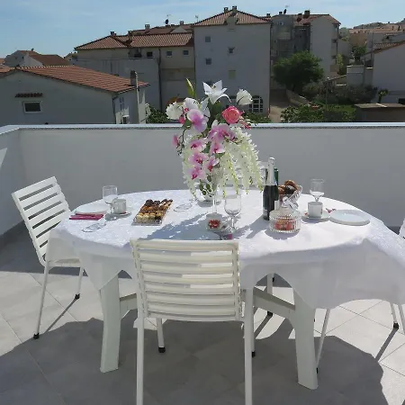 Apartment Nik Vodice