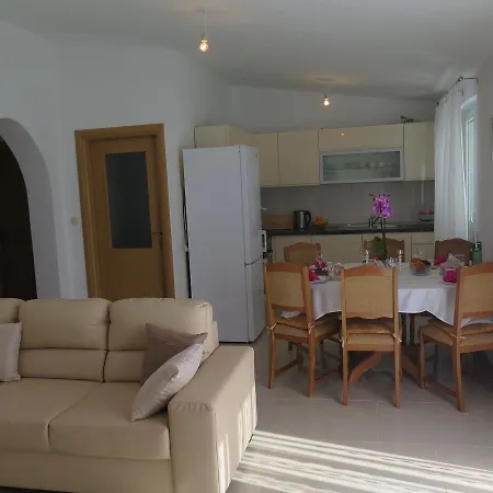 Apartment Nik Vodice