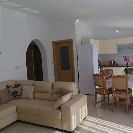 Apartment Nik Vodice