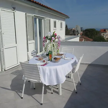 Nik Apartment *